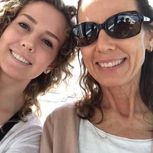 Meet your Posher, Naomi